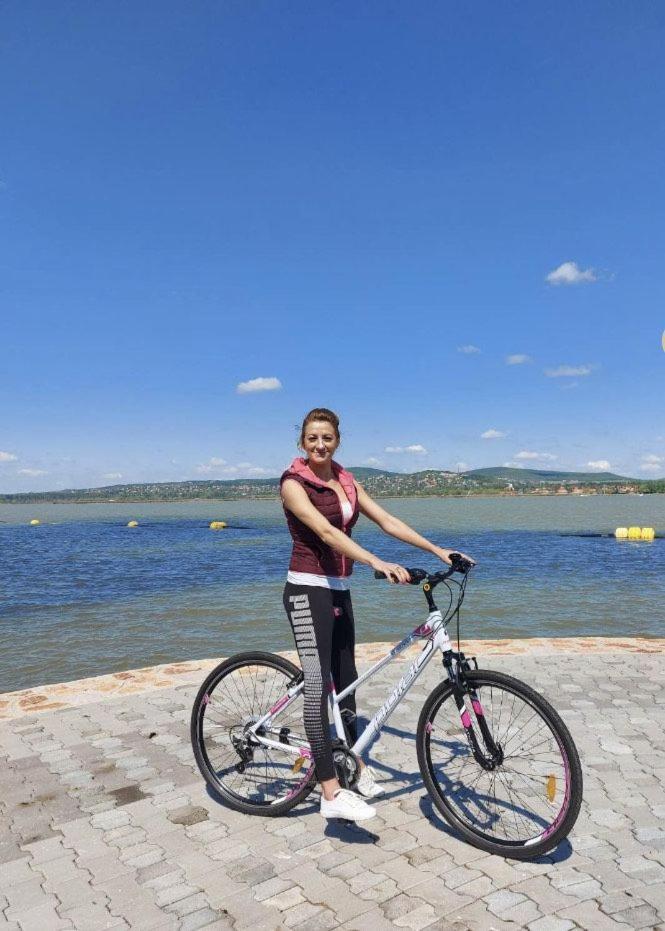 Bike & Spa Velence Apartman Luaran gambar